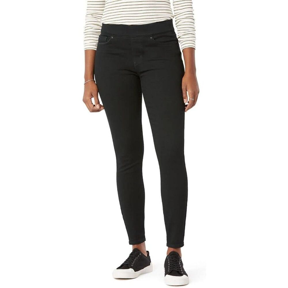 Signature Levi Strauss Totally Shaping Pull-on‎ Skinny Jeans, 24W